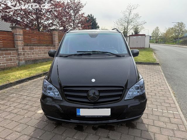 Mercedes Viano